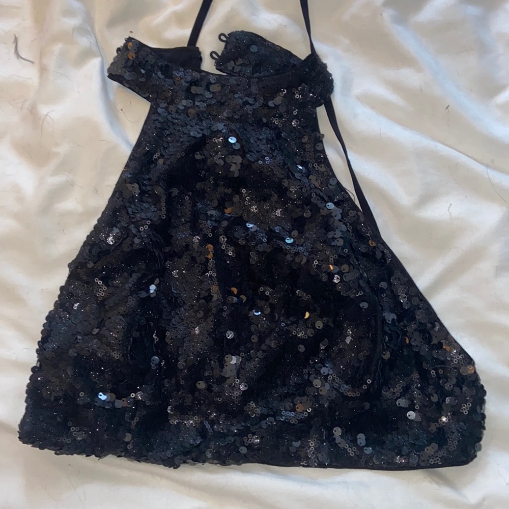 Turtleneck sleeveless Black Sparkly Top